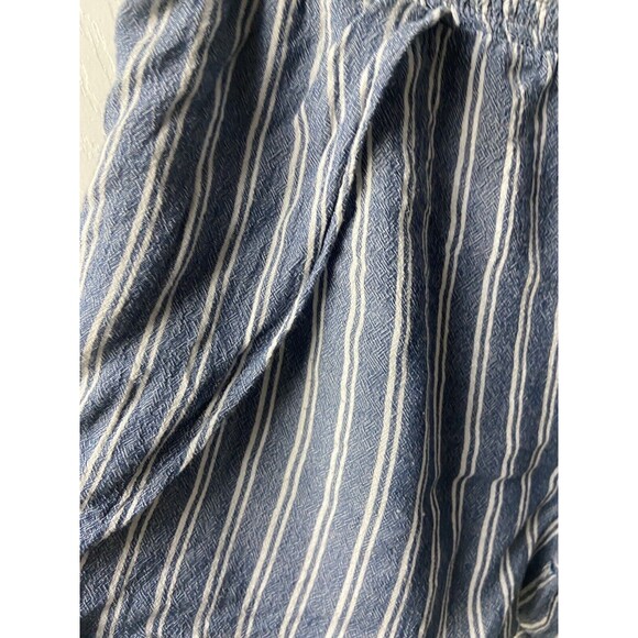 American Eagle Striped Wrap Shorts Medium Striped 2 inch Inseam Beach Summer - Picture 5 of 9